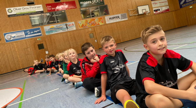 Handballturnier der E-Jugend in Saalfeld-     Gut präsentiert